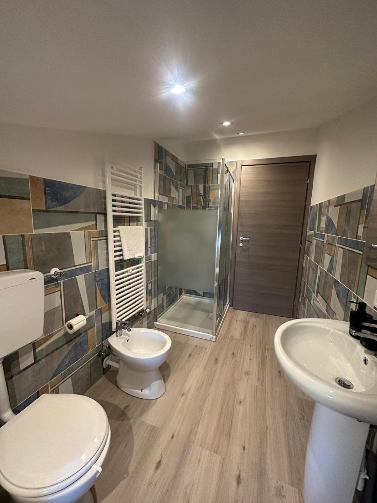 Oh Apartments Fiera Verona Bagian luar foto