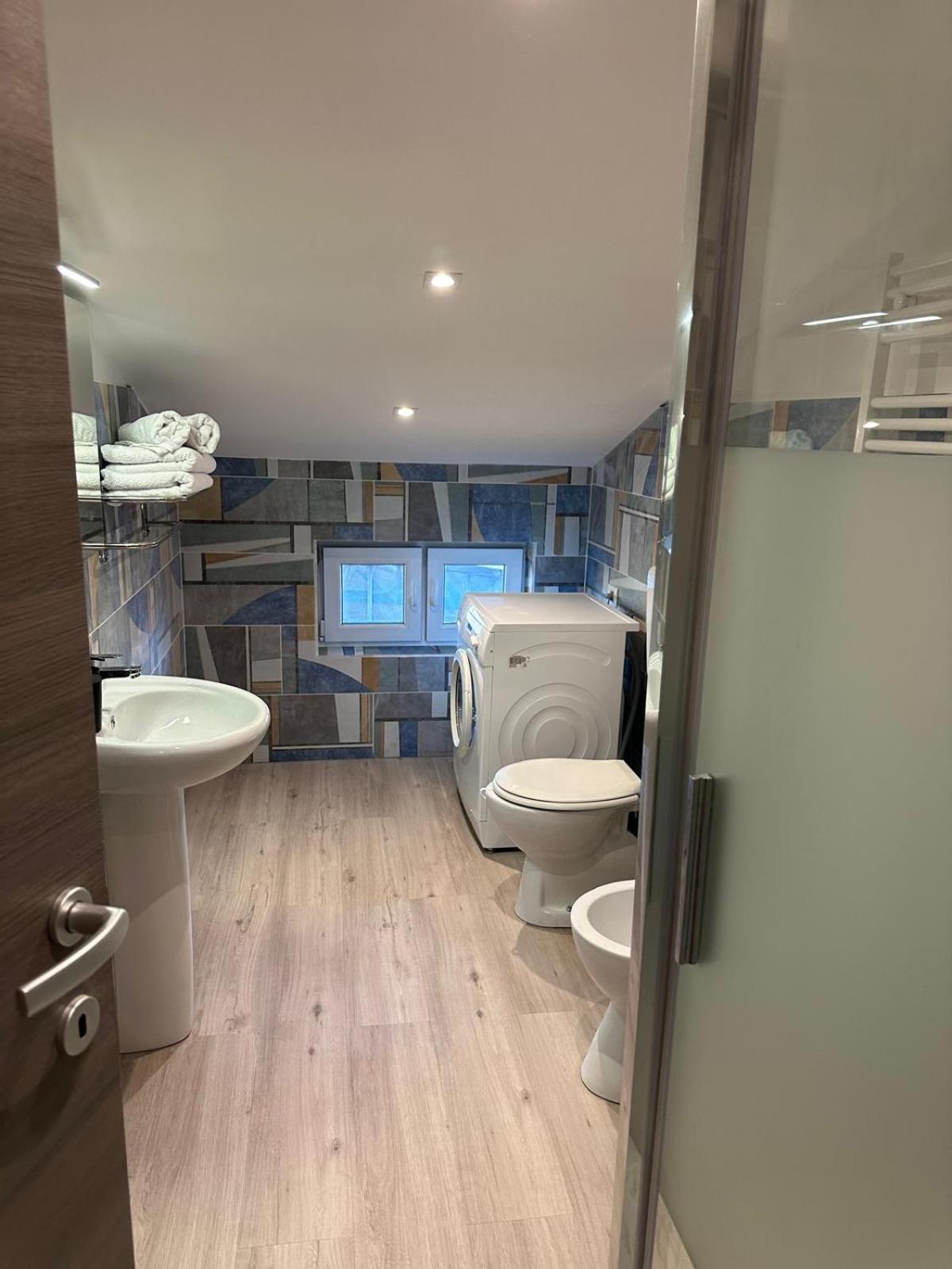 Oh Apartments Fiera Verona Bagian luar foto