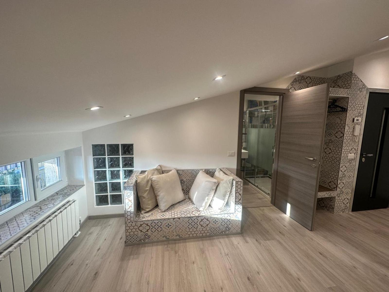 Oh Apartments Fiera Verona Bagian luar foto