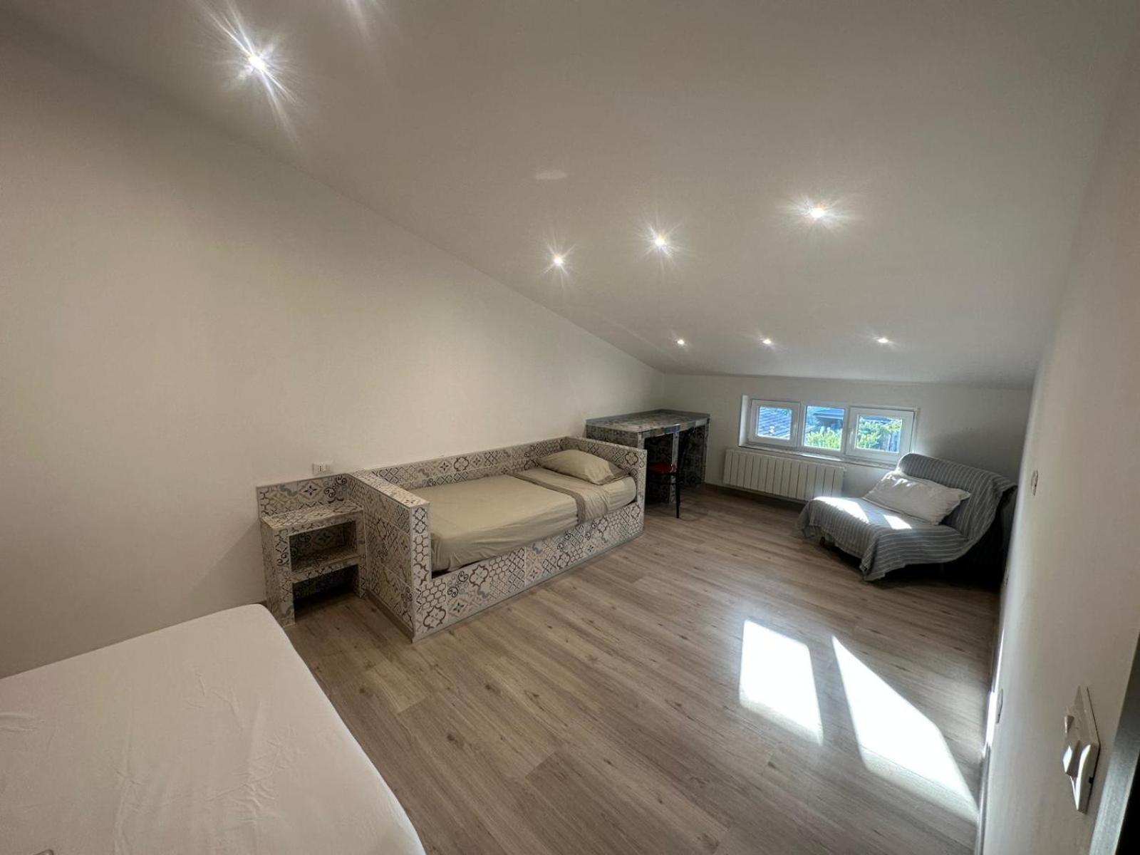 Oh Apartments Fiera Verona Bagian luar foto