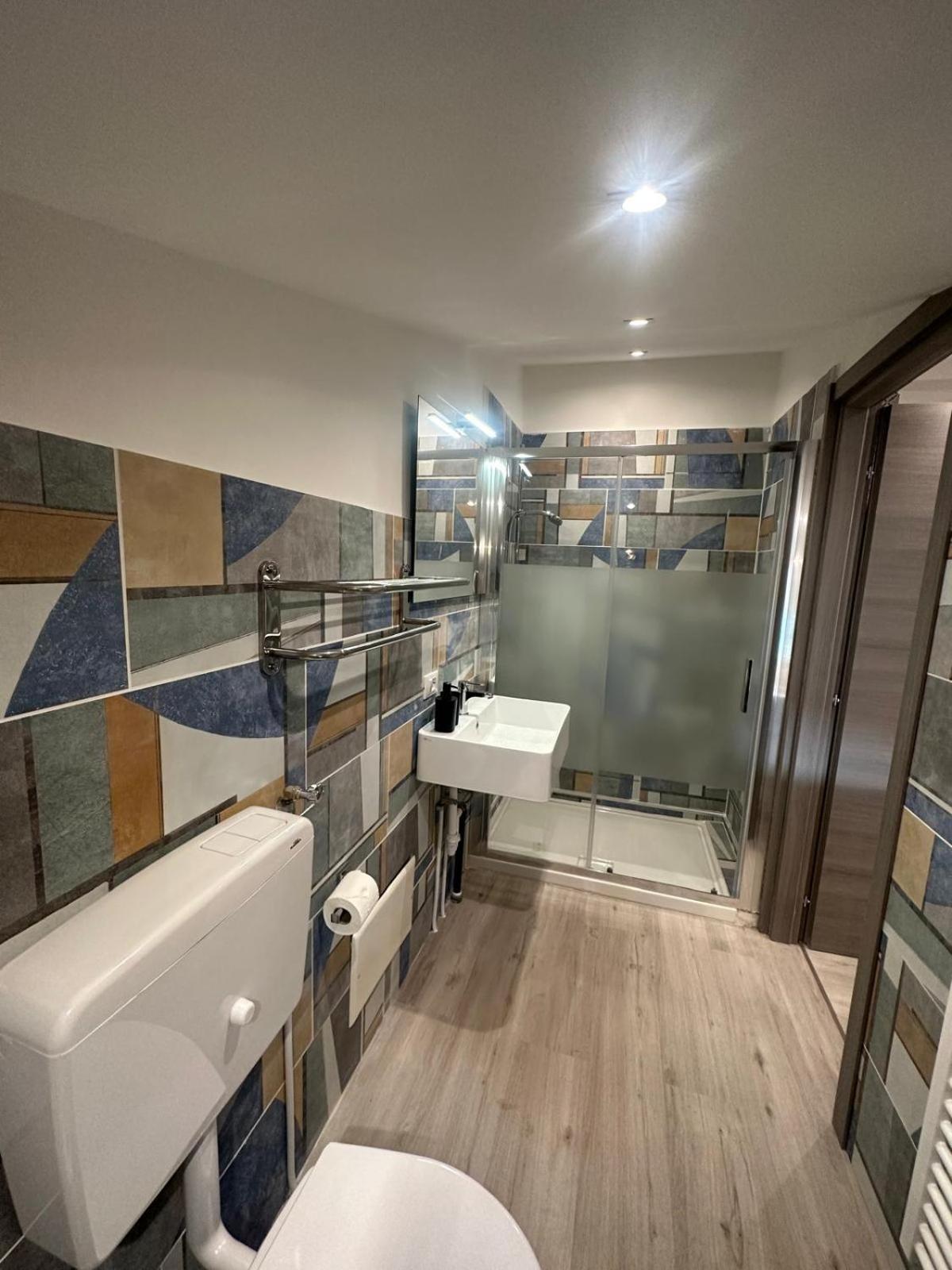 Oh Apartments Fiera Verona Bagian luar foto
