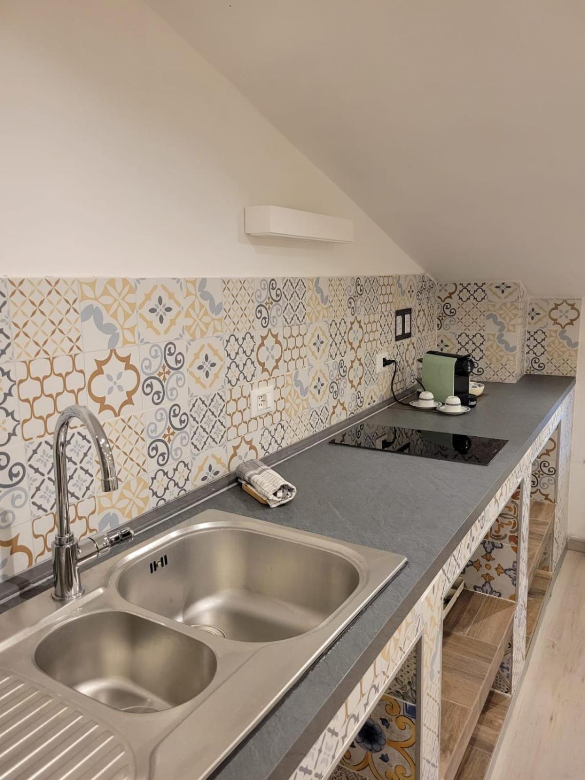 Oh Apartments Fiera Verona Bagian luar foto